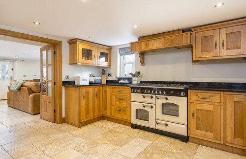 Solva Cottage | Blackberry Cottage, Holiday Cottage Solva, Sleeps 4, 2 bedrooms, bathrooms