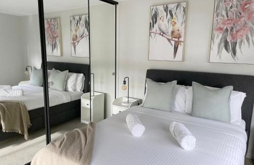 Greenway Apartment | Blackdiamond 504 - Beautiful, modern apartment - 2BdR, 2BthR