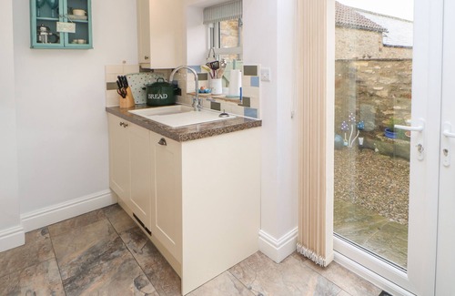 Hudswell Cottage | BLACKSMITH'S COTTAGE, pet friendly, with open fire in Hudswell