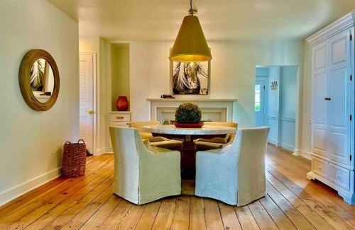 Centreville Villa | Blake House Historic Estate with Private Inn