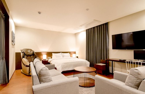 Gangseo District Hotel | BLANC Business Hotel