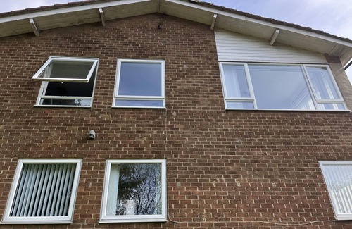 Blaydon on Tyne House | BlaydonBurn - Sleeps 6 - Parking - Garden - HotTub