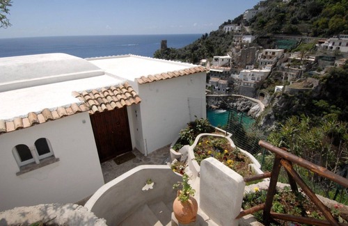 Furore Villa | Blessed villa directly on the sea.