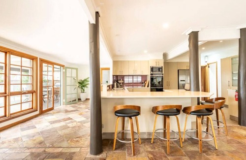 Lake Munmorah Cabin | Blissful Lakefront Pool & Oasis
