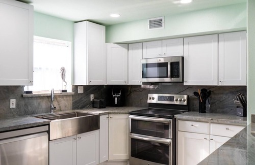 Port Isabel House | Blizzard's Lighthouse 4 Bedroom Home