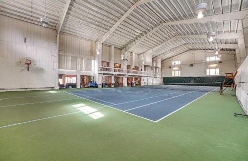 Bloomfield Hills House | Bloomfield Retreat with Pool 6 Mi to Riverside Park