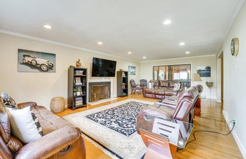 Bloomfield Hills House | Bloomfield Retreat with Pool 6 Mi to Riverside Park