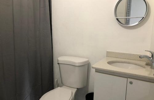 Eleanor Roosevelt Apartment | Blu Lime Apartments