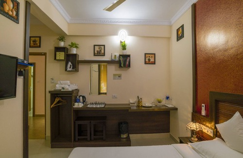 Alwaye Hotel | Blue Bell Airport Hotel