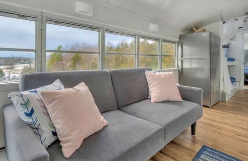 Nelson House | Blue Bird: Family Glamping on School Bus w/ Views!