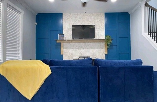 Pittsburgh House | Blue Flame