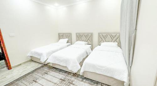 Al Jahra Apartment | Blue Flower
