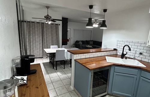 Glendale Condo | Blue Haven Super Bowl