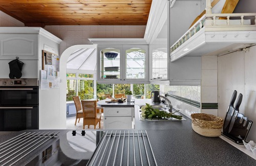 Saint Austell Bay Ski Chalet | Blue Haze - Exclusive Duporth Estate with private beach access