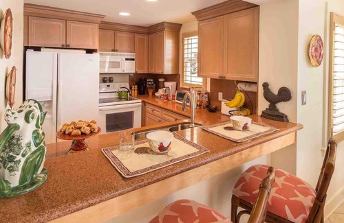 Bahama Village House | *BLUE HERON'S COVE @ THE ANNEX* Luxury Villa by Duval + LAST KEY SERVICES.