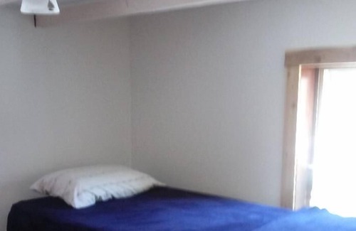 Quakertown House | Blue Heron Wildlife Sanctuary W/Cabin