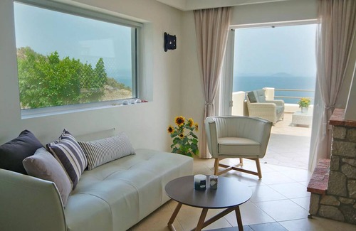 Astros Apartment | Blue Horizon - Zircon Junior Sea View Suite