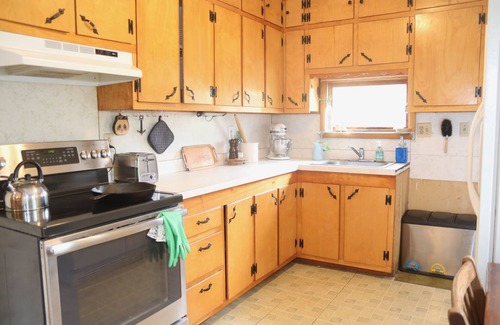 Smallwood House | Blue House in Smallwood NY, Year round, 2-bed in Catskill Mts