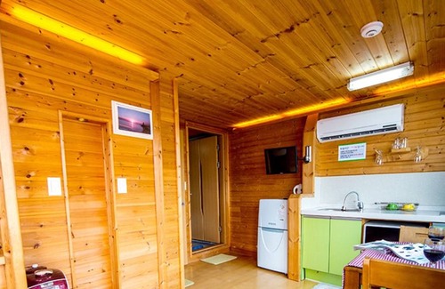 Geoje House | Blue in Blue Pension