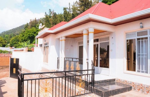Gisenyi Apartment | Blue Moon Apartment Budget Double Room