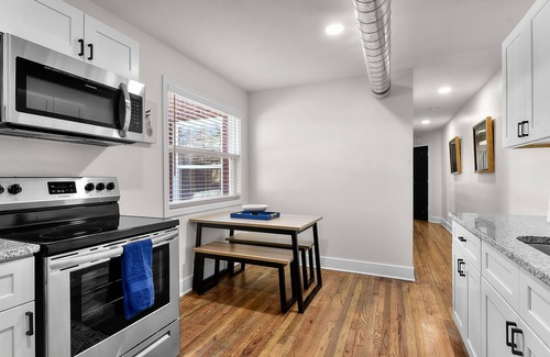 Downtown Omaha Apartment | Blue Oasis: Modern 1-Bed Retreat Apt 1