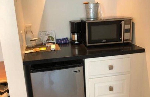East Beach Hotel | Blue Sands Inn, A Kirkwood Collection Hotel