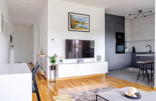 Cakovec Apartment | Blue Sky