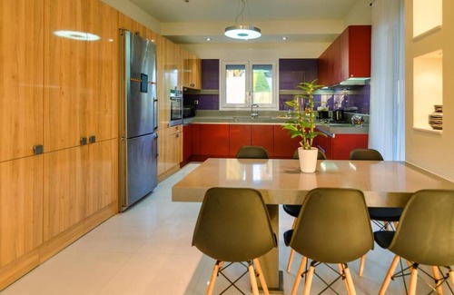Episkopi Villa | Blue Sky Villa in Crete