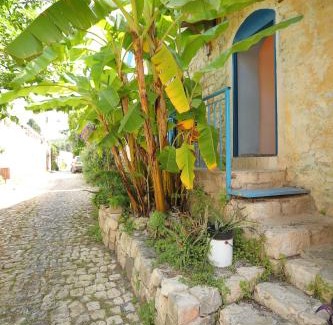 Rosh Pinna Bed & Breakfast | Blue Stone