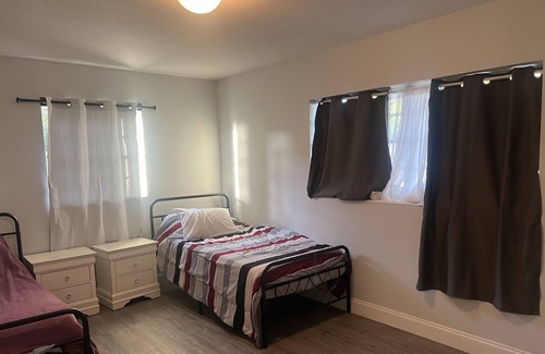 Fort Pierce House | Blue Subia BNB: A Quiet and Cozy Home Stay