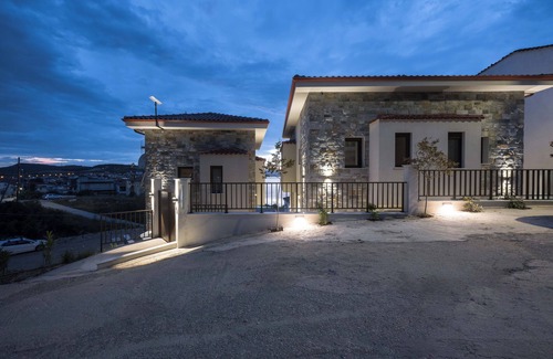 Nea Rodha Apartment | Blue Whisper Luxury Living Suites