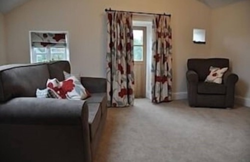 Millthorpe Cottage | Bluebell Cottage - Luxury Accommodation In The Heart Of Derbyshire