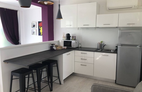 Lacona Apartment | Blueberry apartment - studio 2/3 people - privacy - surrounded by greenery
