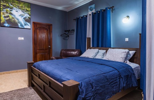 Teshie Hotel | BlueGreen Guest House
