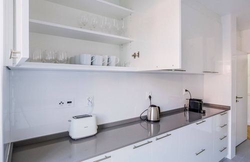 Alvalade Apartment | Blueground | Alvalade, washer, nr museum