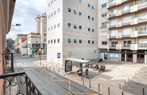 Santa Isabel Apartment | Blueground | Amoreiras, fully furnished