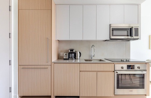 Gowanus Apartment | Blueground | Gowanus, pool & w/d, nr park