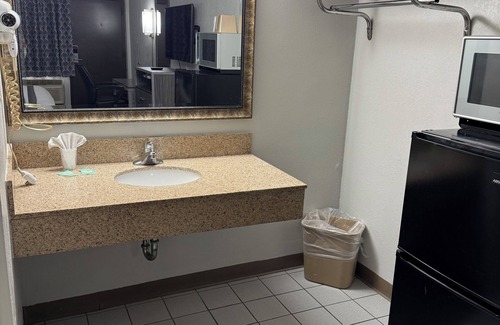 Chicago Ridge Hotel | Bluestar Motel