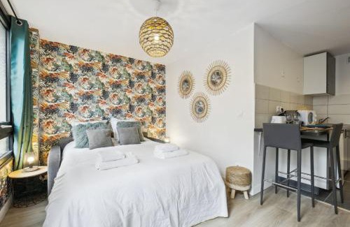 Asnieres-sur-Seine Apartment | Bluestay 144 - Charming apartment in Asnieres