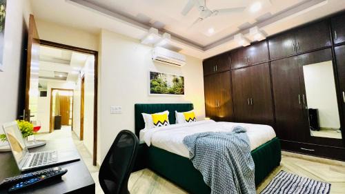 New Delhi Apartment | BluO Modern 3BHK Rohini -Balcony, Lift , Parking