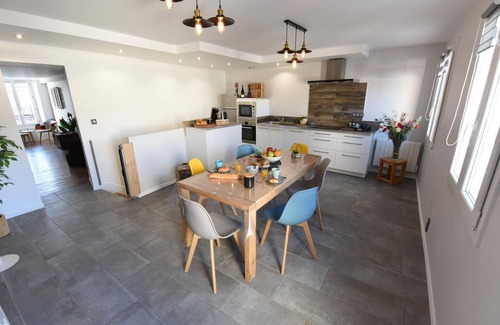 Epernay Apartment | BnB Epernay Terrace 86 Exceptional apartment in Epernay with terrace and spectacular view of the Champagne vineyard