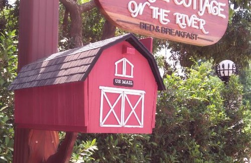 Mukdahan Bed & Breakfast | Bo Tree Cottage on The River