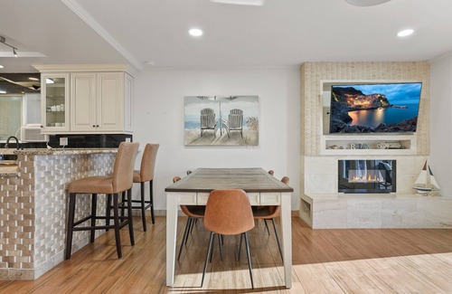 West Newport House | Boardwalk Dream | Steps from Beach | Patio | Pier Area | Pet-Friendly