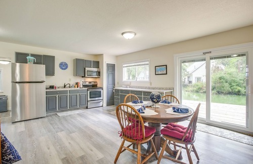 St. Marys Apartment | Boat Dock: Couple's Grand Lake Getaway!