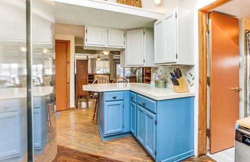 Farwell House | Boat Dock & Lake Access: Farwell Home w/Balcony!
