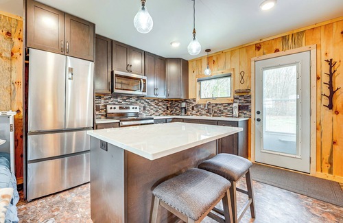 Twin Lake Apartment | Boat, Fish & Hike: Cozy Getaway in Twin Lake!