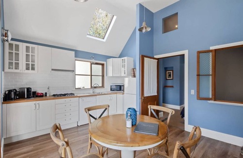 Rhyll Apartment | Boathouse at Oaktree Lodge