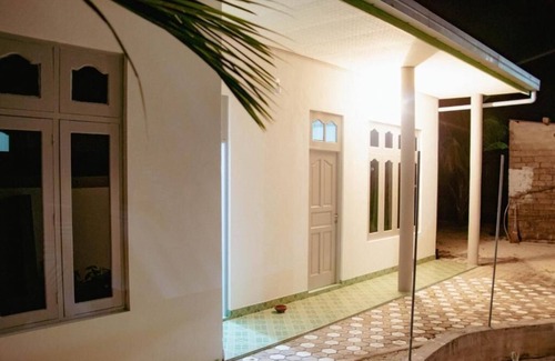 Vaikaradhoo House | Boegas View Guesthouse - 3 bedrooms family home in the North of Maldives.
