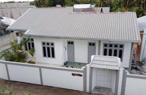 Vaikaradhoo House | Boegas View Guesthouse - 3 bedrooms family home in the North of Maldives.