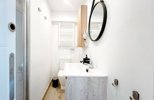 Simancas Bed & Breakfast | Bogota: perfect room to live and share in Madrid